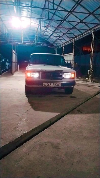 Ваз 2107 жигули..