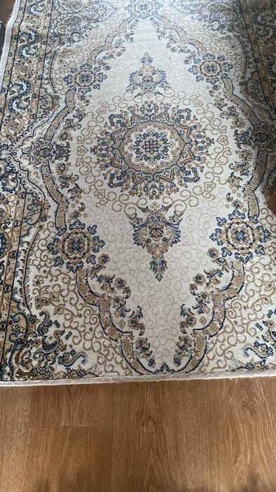 Продам ковер и дорожки