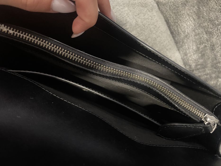 Дамска черна чанта Pinko