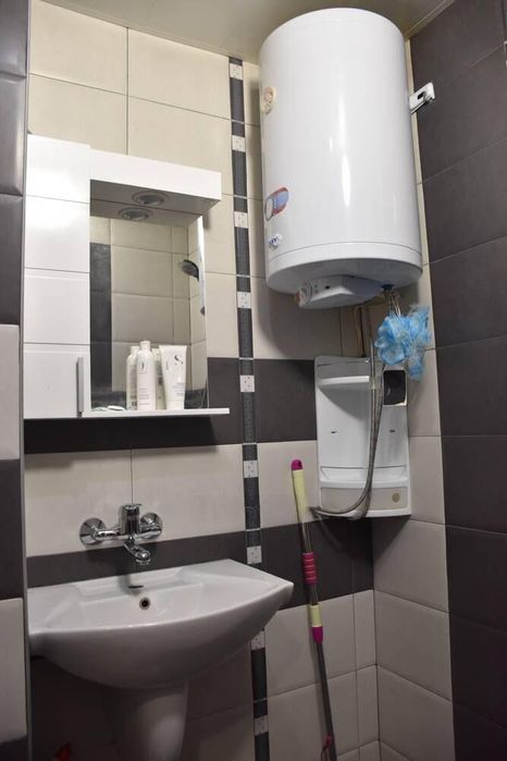 Продава се Тристаен апартамент в Бургас, Меден рудник - зона А - 61 кв.м за 1968 €/кв.м - Снимка #5