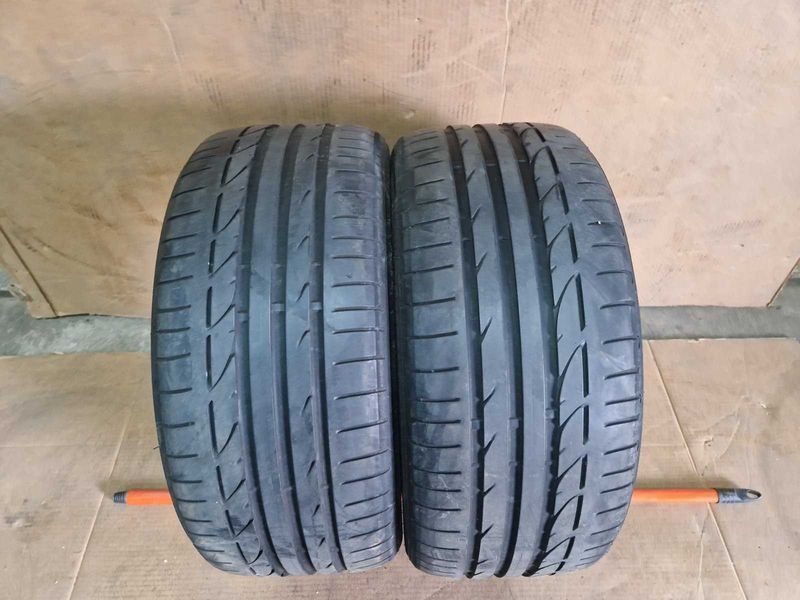 2 Bridgestone R18 245/40/ 
летни гуми DOT1618