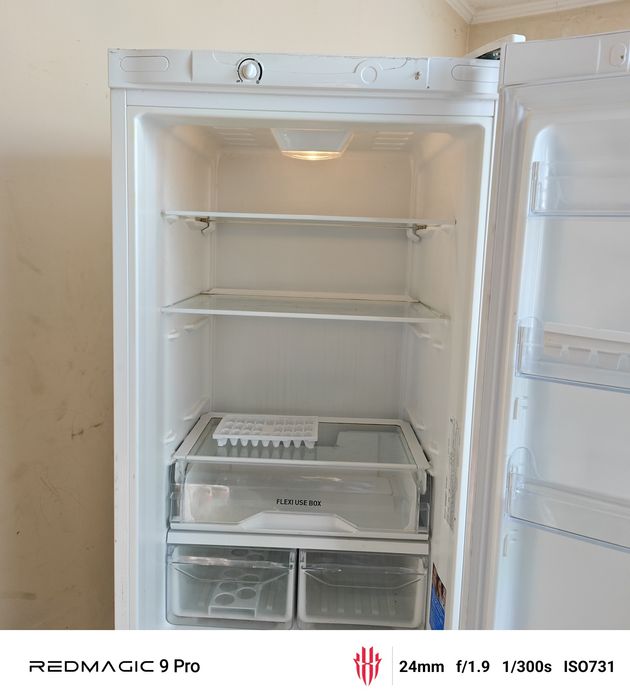 Индезит холодильник продам