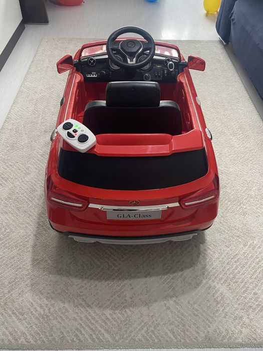 Masina Mercedes-Benz GLA-Class