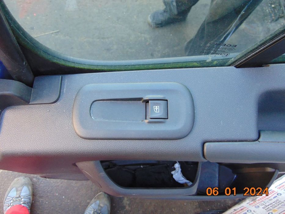 Butoane geamuri Renault master 2018-prezent buton geamuri electrice dezmembrez master 2.3 biturbo e