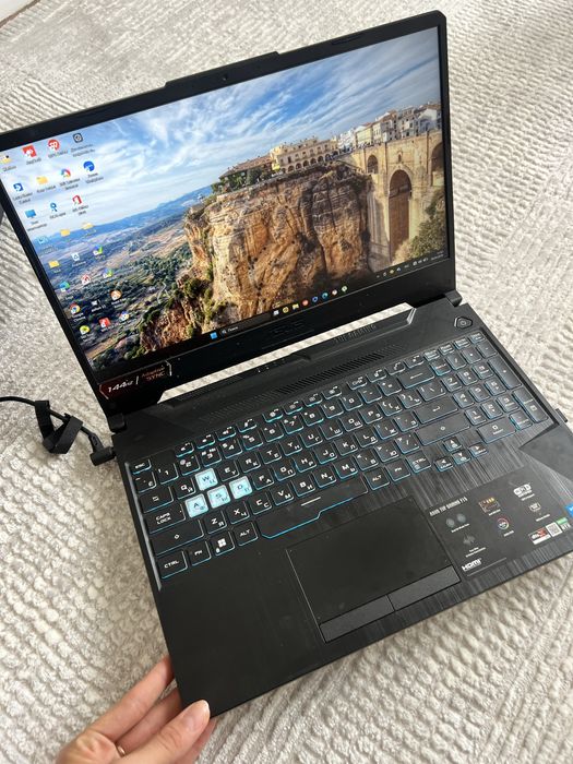 Продаю игровой ноутбук ASUS TUF Gaming F15 FX506H SSD 512 GB