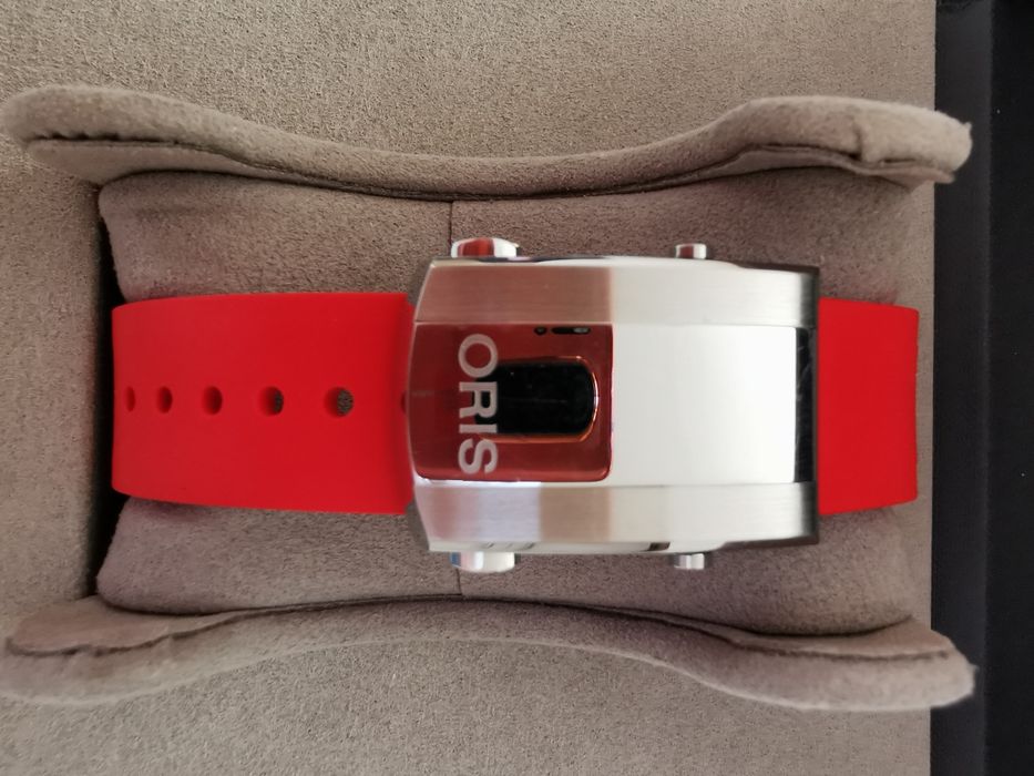 Oris Aquis Diving Date Relief автоматичен