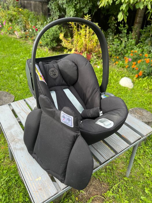 Vand Scoica Cybex Cloud Z I-Size + Baza Isofix Z + Adaptori