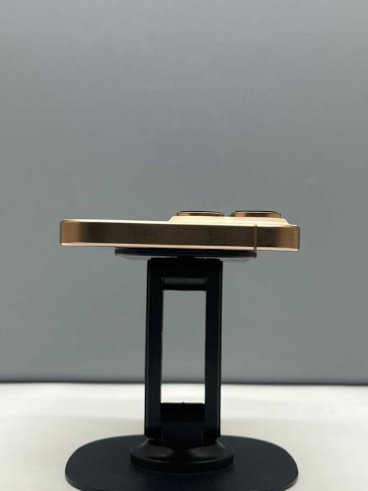 Apple iPhone 16 Pro Max 256GB, золотистый