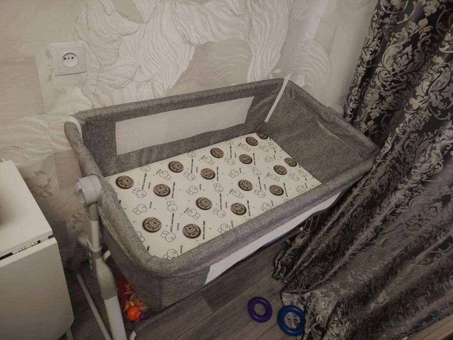Продам детскую кроватку