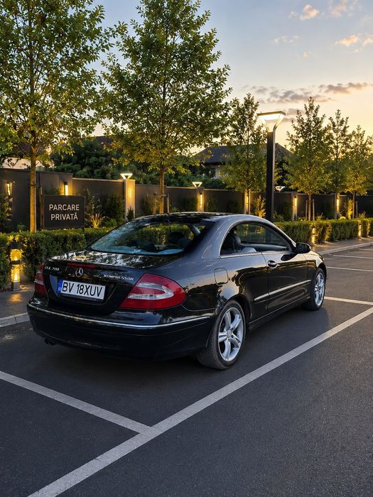 MERCEDES-BENZ CLK-Class 2005