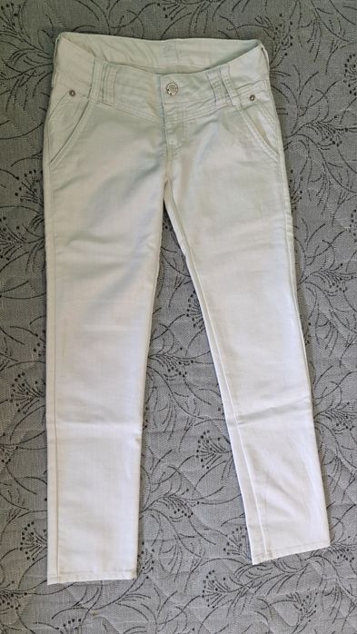 Дамски дънки, размер "XS".