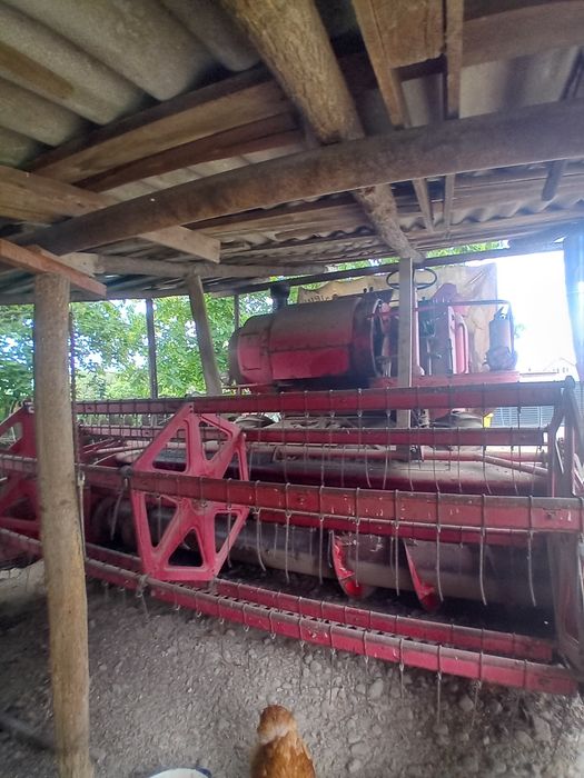 Combină massey ferguson 500