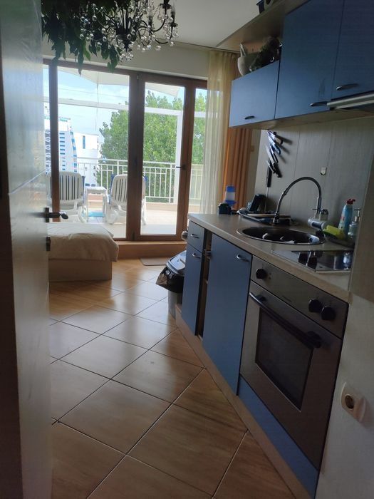 Апартамент  наем Септември-Май