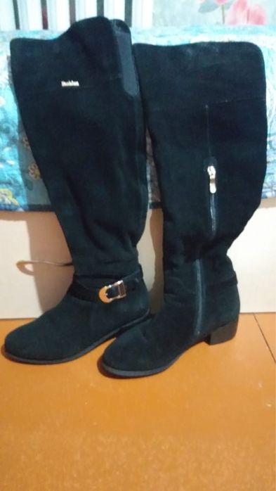 Продам замш сапожки