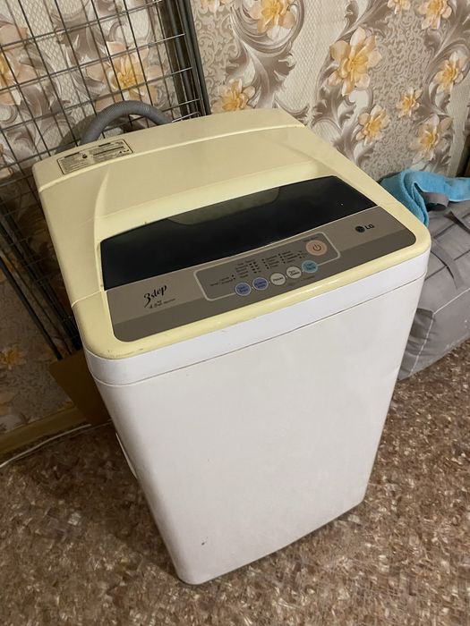 продам машинку стиральную