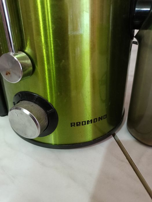 Соковыжималка Редмонд