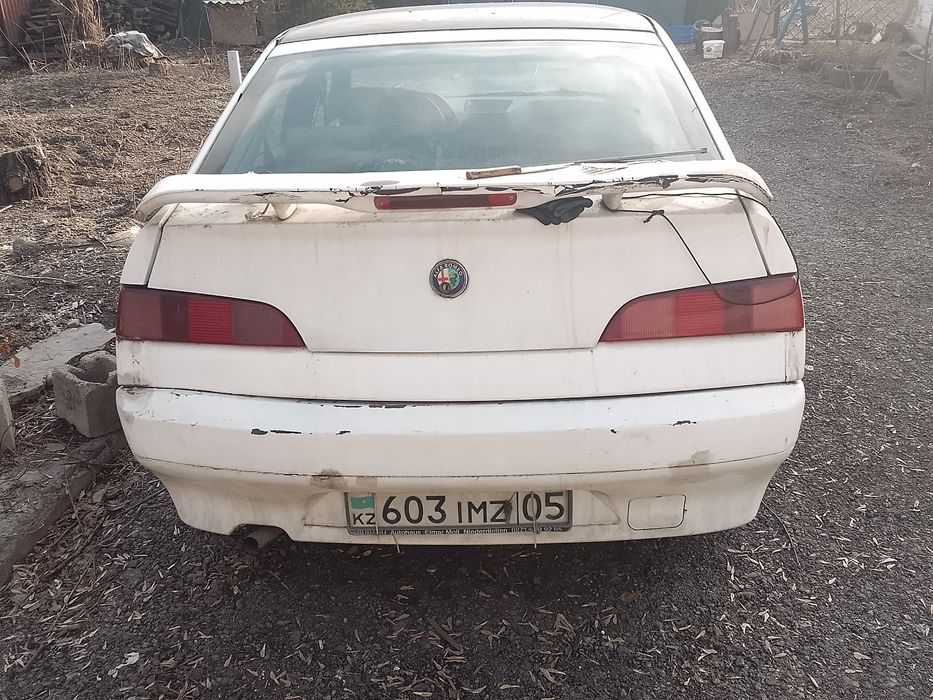 Продам машину Альфарамео