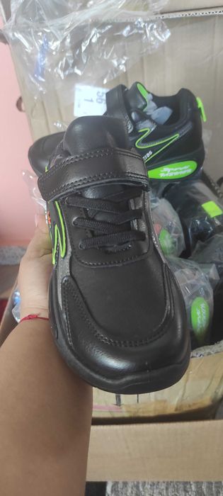 Adidași copii usori