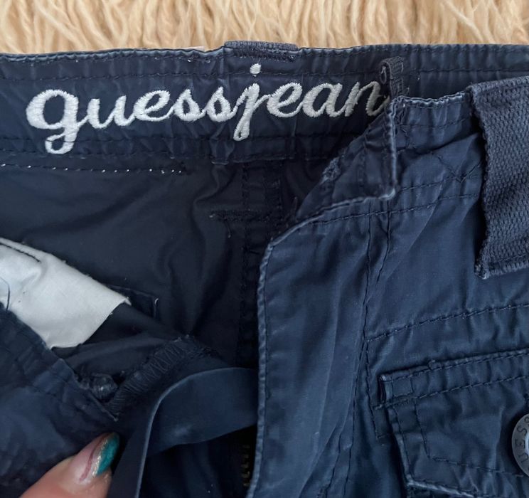 Guess- карго панталон за малък принц