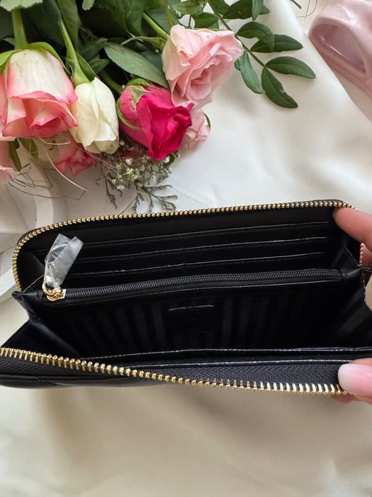 Портфейл Victoria’s Secret