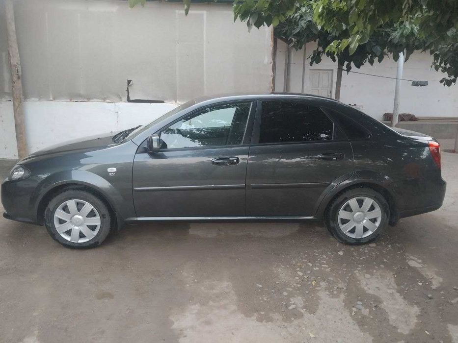 Lasetti jentra. Juda ham yaxshi holatda