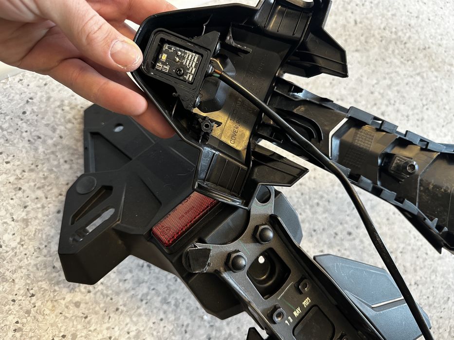 honda cb650r  Piese accesorii  monopost, carena spate, parbriz, seat cowl monopost, suport numar