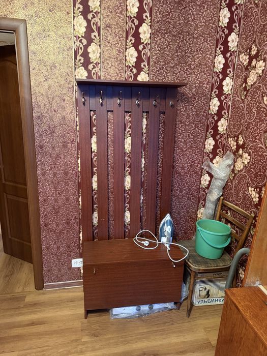 Отдам шкафы, серванты