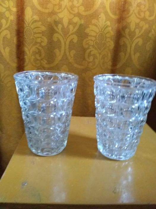 Вазы  стеклянные