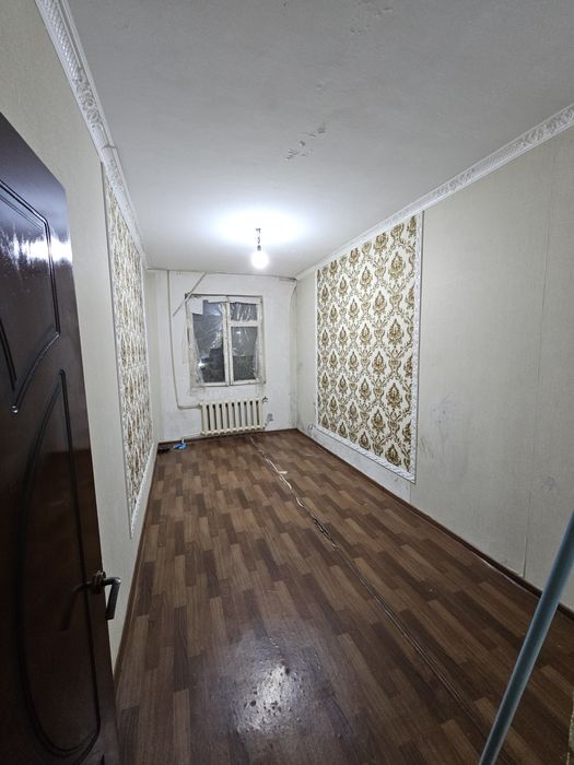 Продаётся 2-х комнатная квартира в массиве Феруза Кодирова