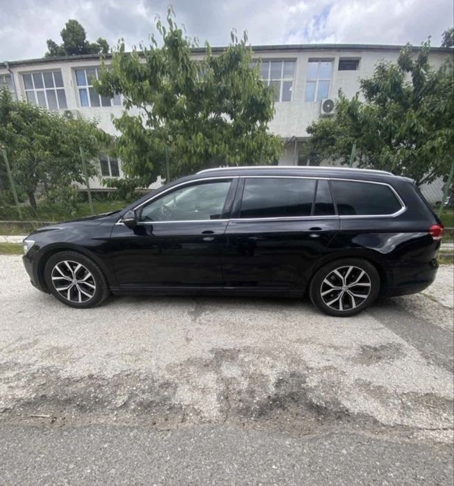 Продавам VW B8 2015 година