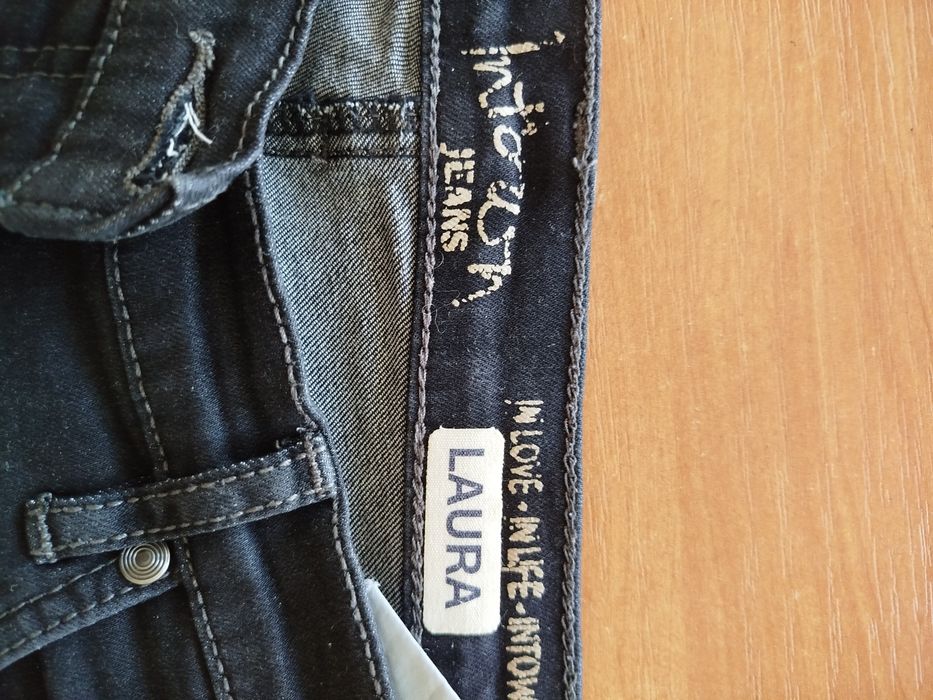 Продам джинсы женские