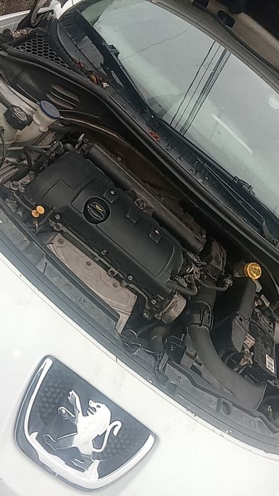 Vând Peugeot 207 cc