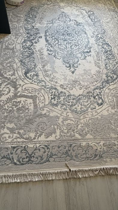 Продам ковер Турция 2,45*4 м