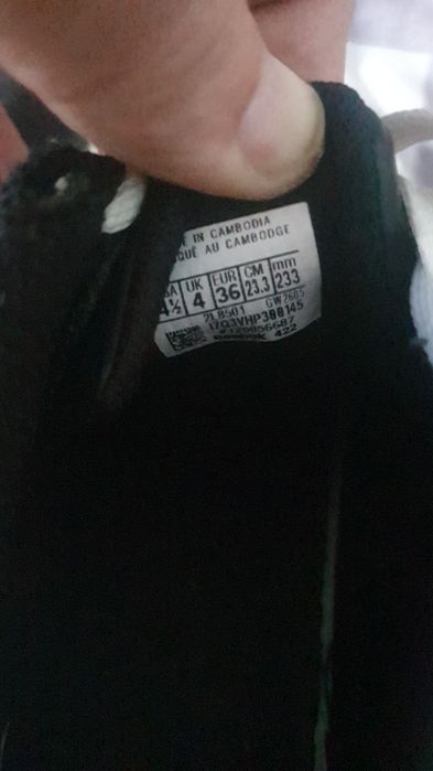 Adidași rebook noi 36.5