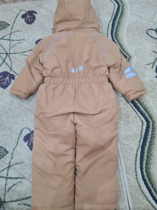 Продам детский  зимний  комбинезон