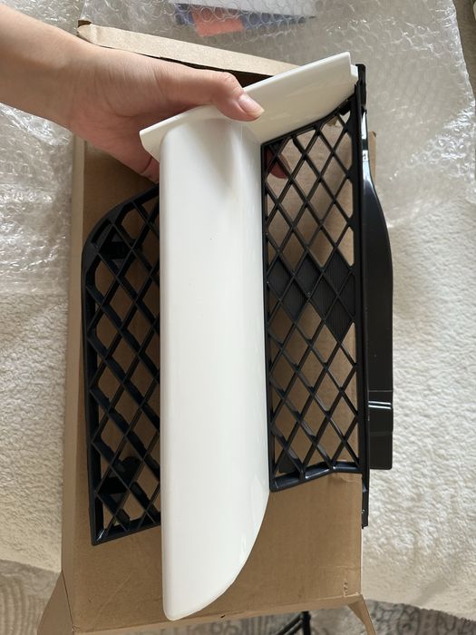 Решетка Радиатора Mitsubishi Outlander