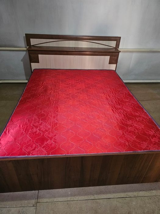 Продам спальнию. В отличном состоянии.