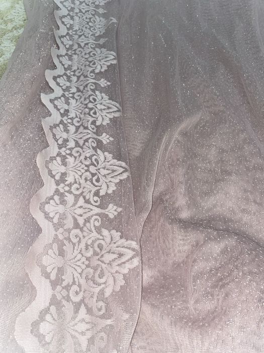 Продам комплект тюлей и штор