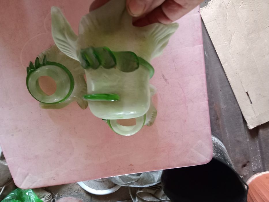 Продам плафоны на люстру