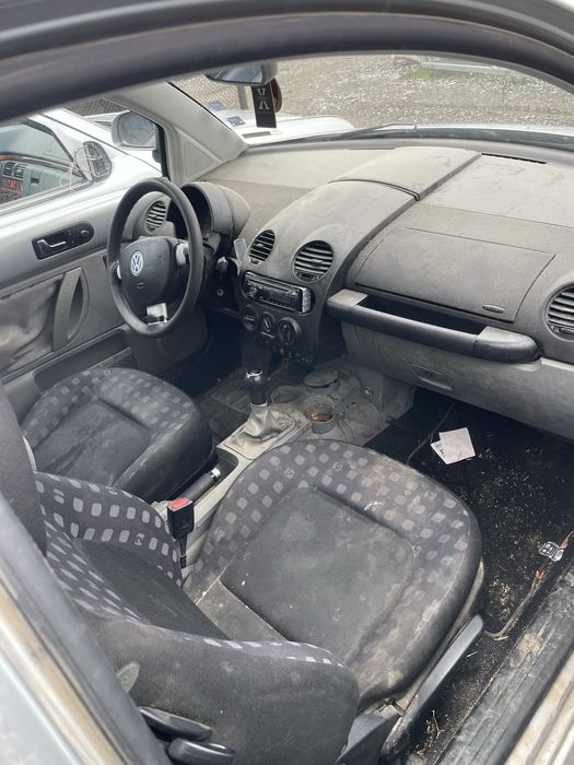 Фолксваген битъл/ volkswagen beetle 1.6 i 2000г НА ЧАСТИ