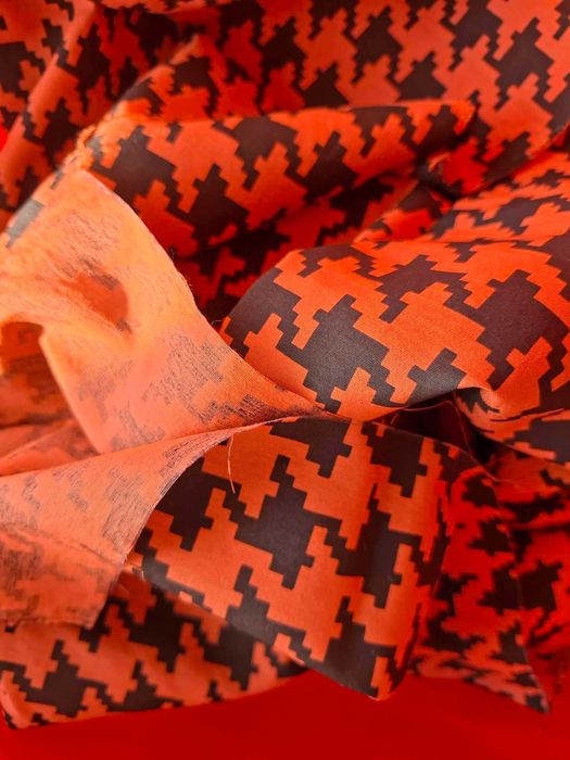 Качествени платове.Перфектно състояние.