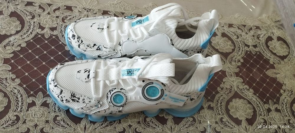 Красовки баскетбольные новороченные