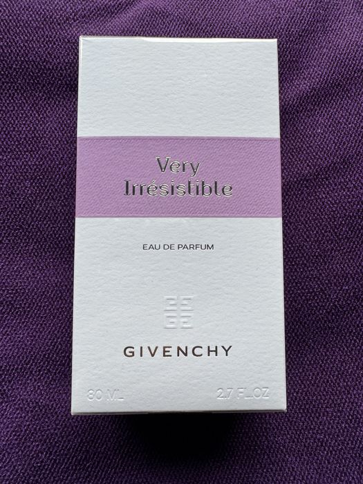 Eau de Parfum Givenchy very irresistible