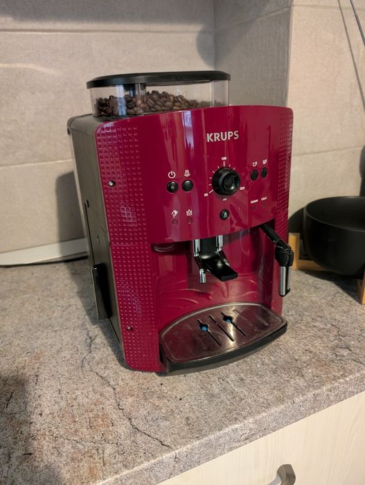 Espressor Automat Krups Essential – Întreținut impecabil