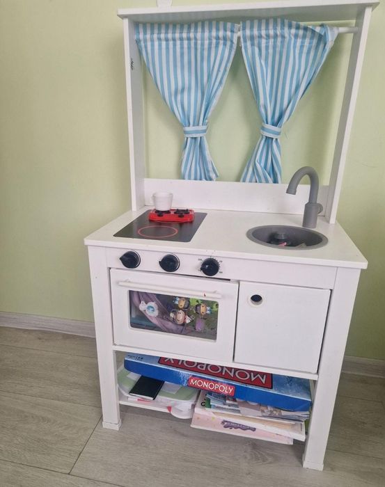 Bucătarie de copii Ikea