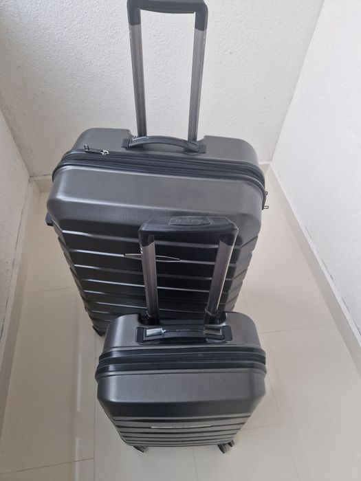 Комплект куфари на Samsonite - нови