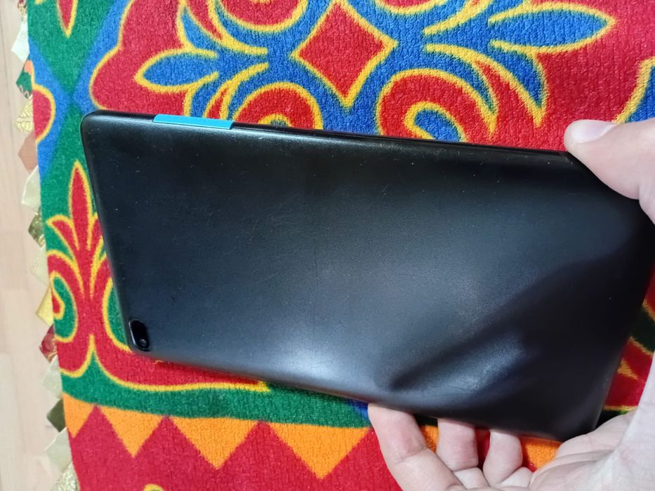 Планшет Lenovo Tab E7