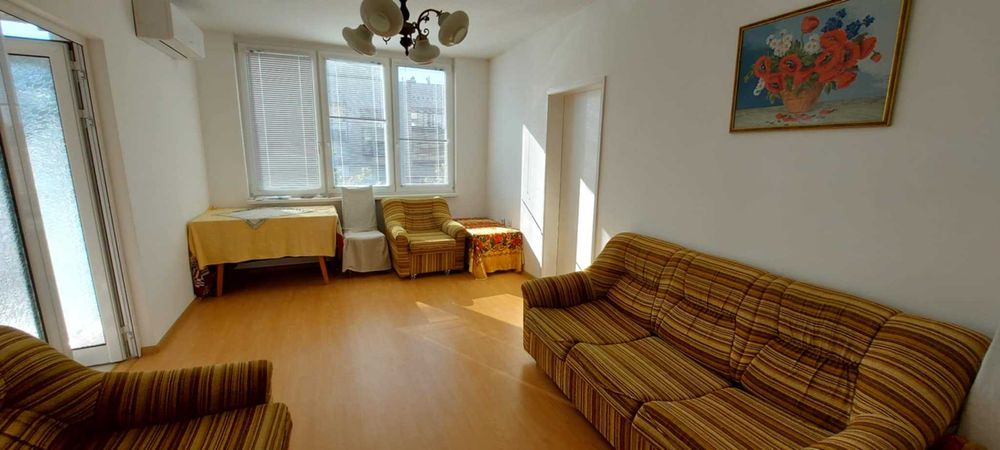 Продава се Тристаен апартамент в Хасково, Център - 100 кв.м за 1030 €/кв.м - Снимка #6