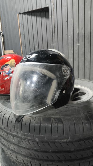 продам вело, мото шлемы