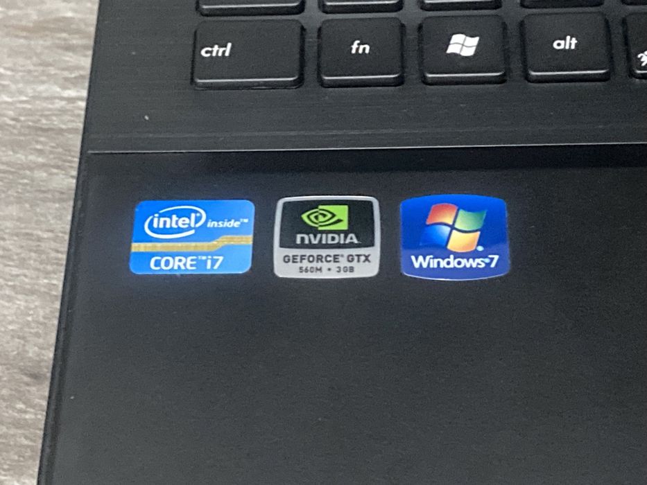 Лаптоп - ASUS G74S  /геймърски/